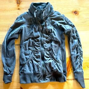 Lululemon reversible grey jacket 6